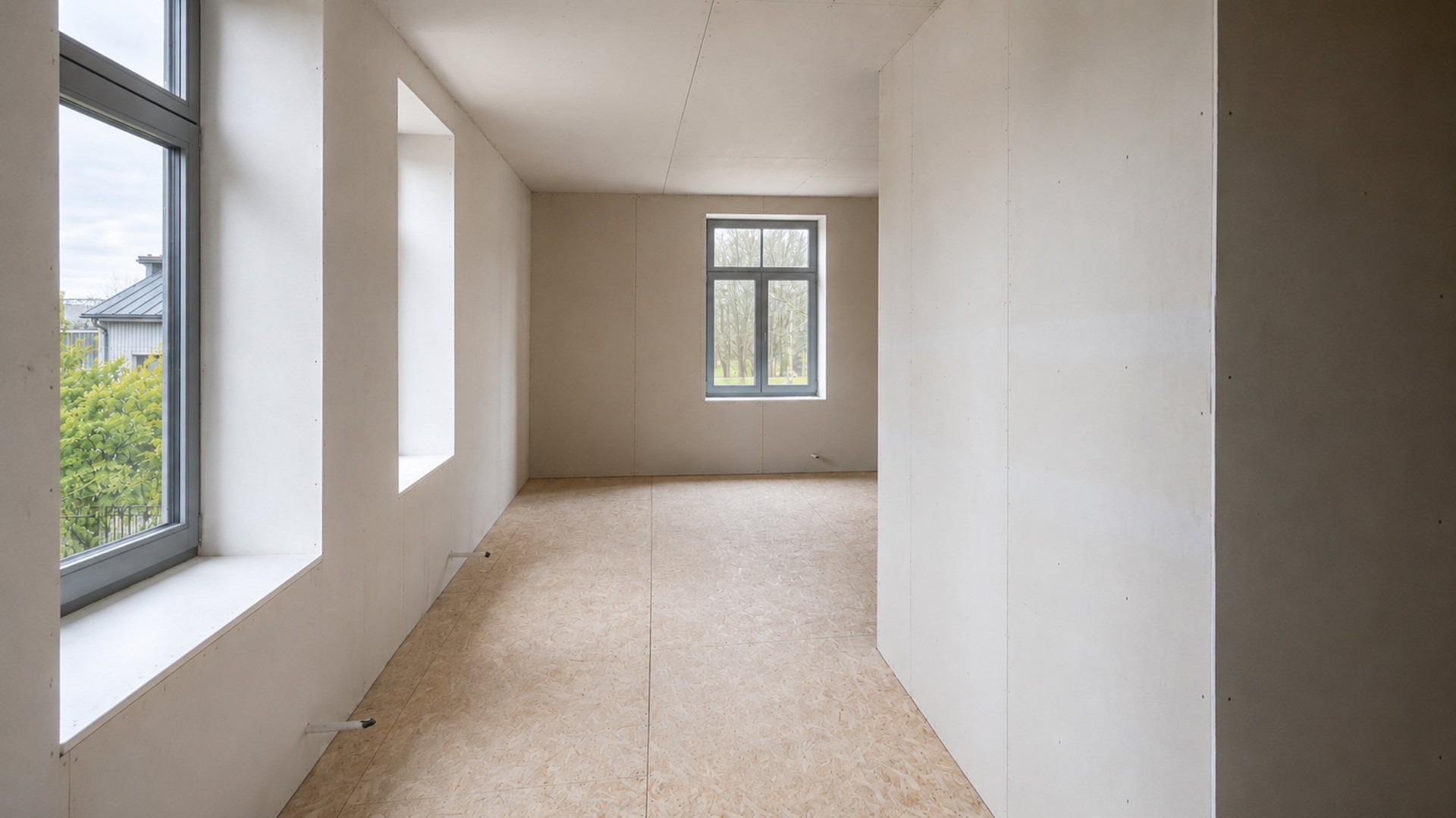 Empty apartment shell before renovation, original developer condition, Riga Kīpsala - Ruimte interior design